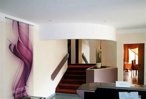 фото отеля Le Medicis Hotel Roussillon (Rhône-Alpes)