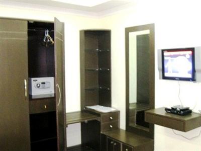 фото отеля Lotus Suites