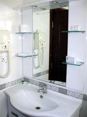 фото отеля Lotus Suites