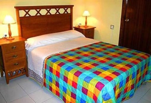 фото отеля Hostal La Calzada Tarifa