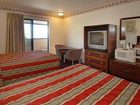 фото отеля Econo Lodge Bay Breeze