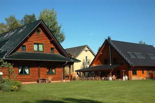 фото отеля Seehotel & Wellnessdorf Arche Noah Burg