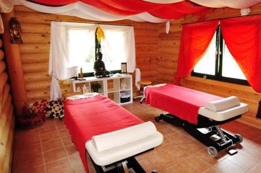 фото отеля Seehotel & Wellnessdorf Arche Noah Burg