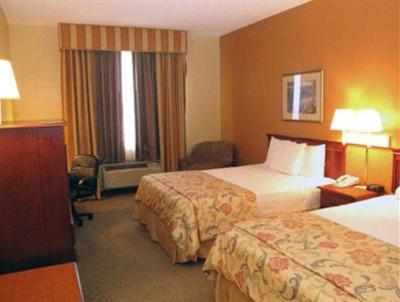 фото отеля Quality Inn & Suites Muskogee