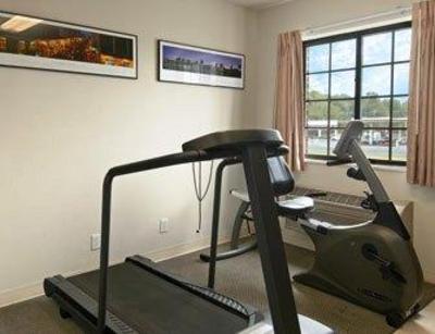 фото отеля Days Inn and Suites Cambridge (Maryland)