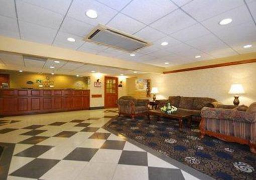 фото отеля Quality Inn & Suites Bensalem