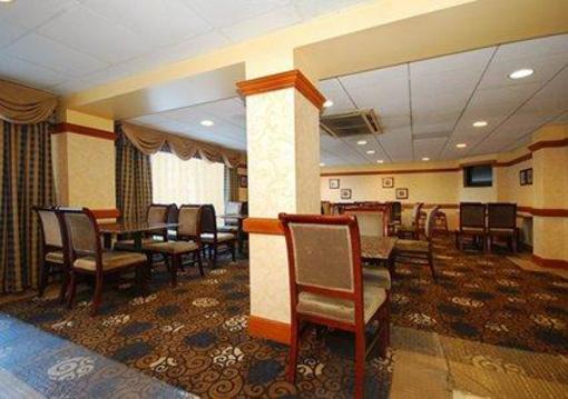 фото отеля Quality Inn & Suites Bensalem