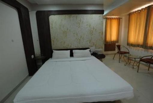 фото отеля Hotel Jal Sagar