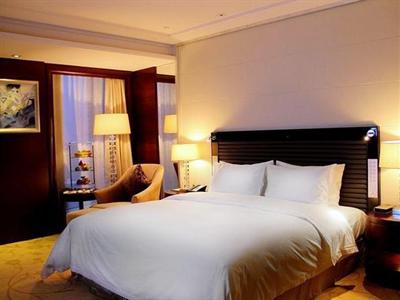 фото отеля G Charlton Noble International Hotel