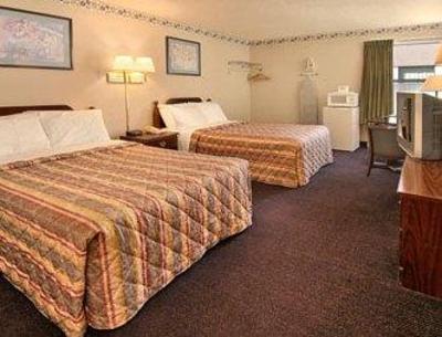 фото отеля Days Inn Southern Hills ORU