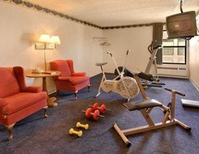 фото отеля Days Inn Southern Hills ORU