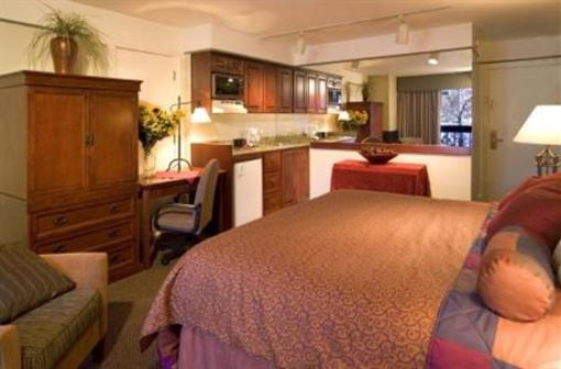 фото отеля Yarrow Hotel and Conference Center