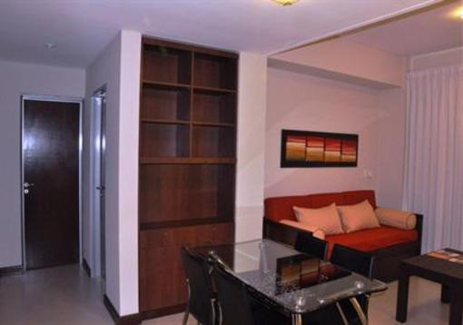 фото отеля Apart Belgrano Plaza