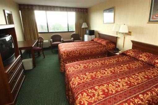 фото отеля Ramada Inn Stratford (Connecticut)