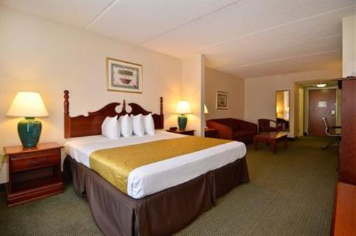 фото отеля BEST WESTERN PLUS Hotel & Suites Airport South