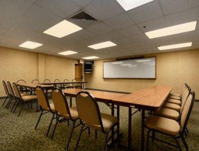 фото отеля Baymont Inn & Suites Knoxville Cedar Bluff