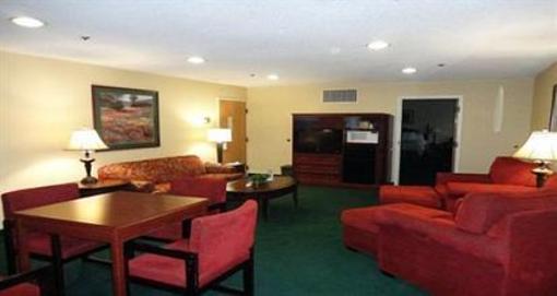 фото отеля Baymont Inn & Suites Knoxville Cedar Bluff