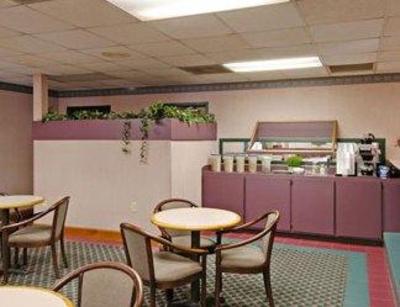 фото отеля Travelodge Macon