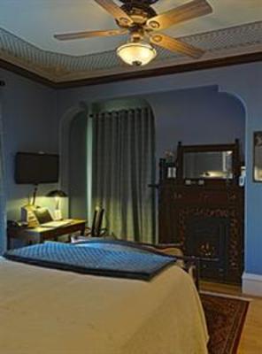 фото отеля Ash Street Inn