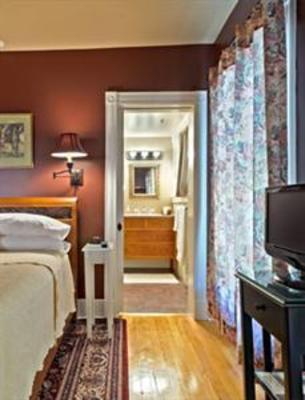 фото отеля Ash Street Inn