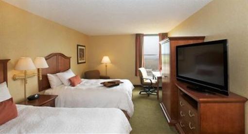 фото отеля Hampton Inn Evansville