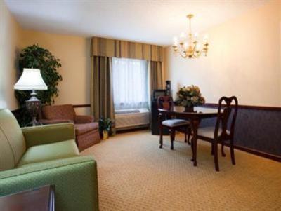 фото отеля Holiday Inn Express Sheboygan - Kohler I-43