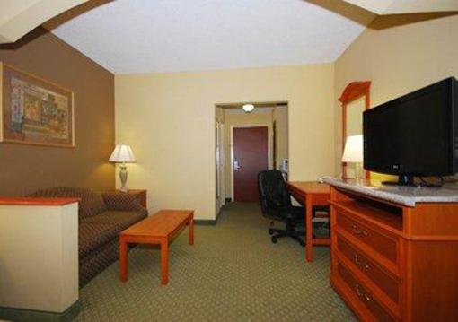 фото отеля Comfort Suites Springfield (Ohio)