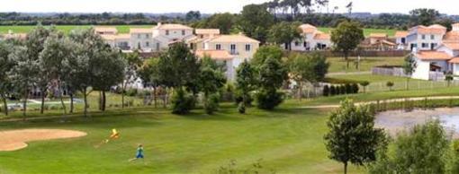 фото отеля Madame Vacances Residence Le Domaine Des Fontenelles Saint-Gilles-Croix-de-Vie