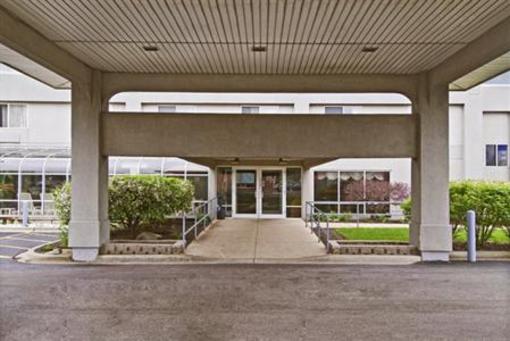 фото отеля Americas Best Value Inn & Suites - Waukegan Gurnee
