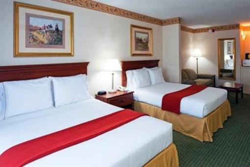 фото отеля Holiday Inn Express Athens (Tennessee)