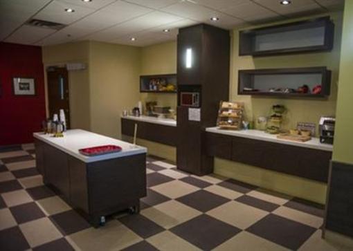 фото отеля Howard Johnson Hotel Campbellton