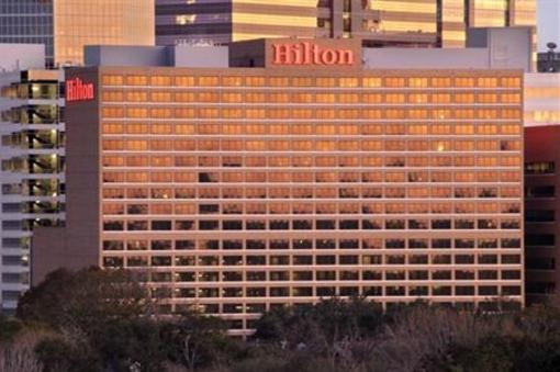 фото отеля Hilton Houston Plaza