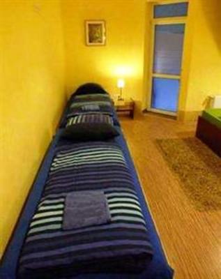 фото отеля Elvis Guesthouse Budapest