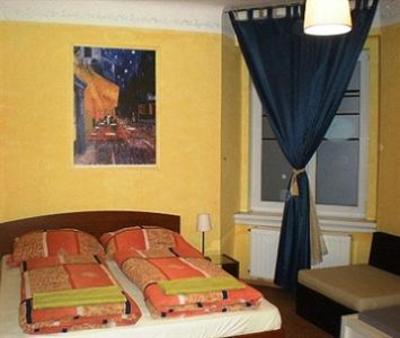 фото отеля Elvis Guesthouse Budapest