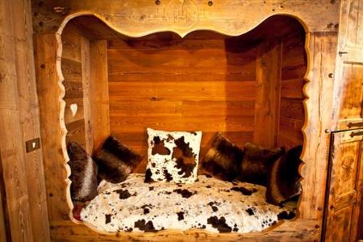 фото отеля La Jolie Bergère Hotel La Salle