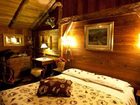 фото отеля La Jolie Bergère Hotel La Salle