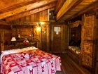 фото отеля La Jolie Bergère Hotel La Salle