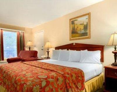 фото отеля Baymont Inn & Suites Hickory