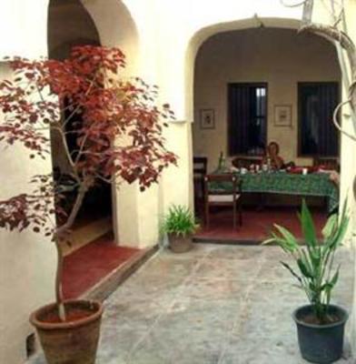 фото отеля Subira House