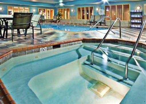 фото отеля Holiday Inn Express Hotel & Suites Urbana-Champaign U of I Area