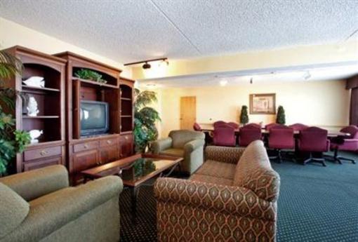 фото отеля DoubleTree by Hilton Richmond-Midlothian