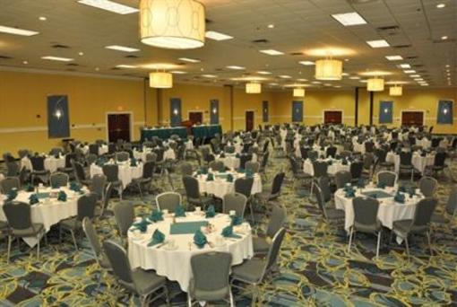 фото отеля DoubleTree by Hilton Richmond-Midlothian