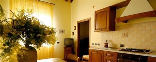 фото отеля Residence Il Castagno Toscana