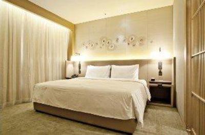 фото отеля East Hotel Hangzhou