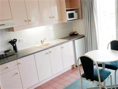 фото отеля Toowong Central Motel Apartments