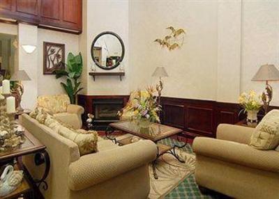 фото отеля Comfort Suites Daphne