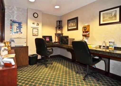 фото отеля Comfort Suites Daphne