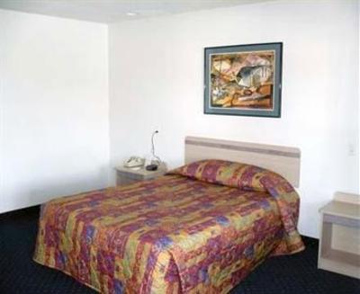 фото отеля Super 8 San Bernardino Hospitality Lane