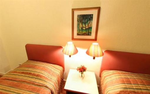 фото отеля Rojas All Suite Hotel