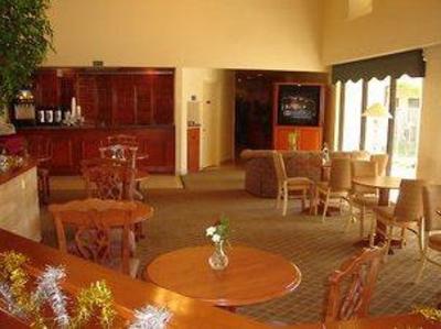 фото отеля Quality Inn & Suites North Legoland Area